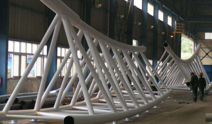 克拉玛依管廊钢结构与桁架结构的管道支架应该如何区分